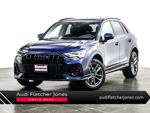 Used 2025 Audi Q3 2.0T Premium w/ Convenience Package image 1