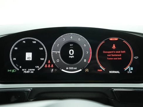 Certified 2025 Porsche Cayenne AWD/4WD image 15