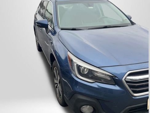 Used 2019 Subaru Outback 2.5i Limited image 1