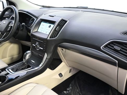 Used 2016 Ford Edge Titanium w/ Cold Weather Package AWD/4WD image 13