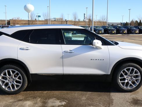 Certified 2025 Chevrolet Blazer Premier w/ Driver Confidence II Package image 8