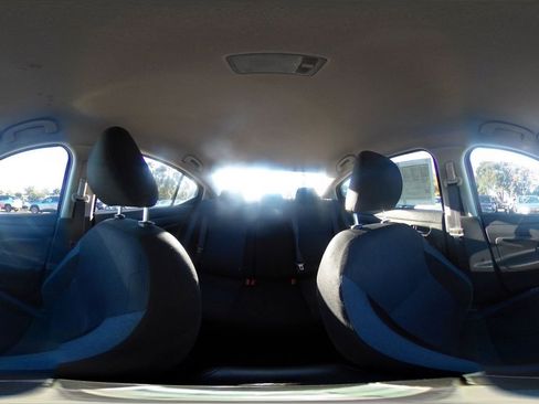 Used 2025 Nissan Versa SV image 42