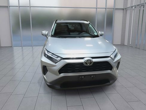 Certified 2023 Toyota RAV4 XLE w/ Convenience Package AWD/4WD image 3