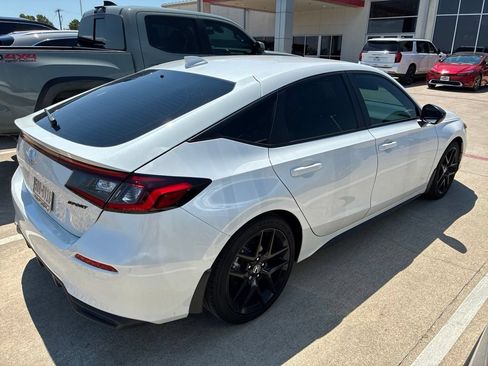 Used 2026 Honda Civic Sport image 2