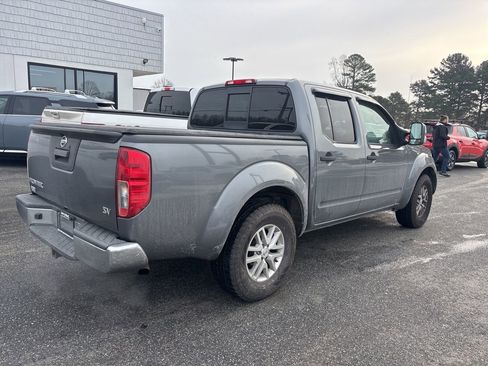 Used 2019 Nissan Frontier SV image 8