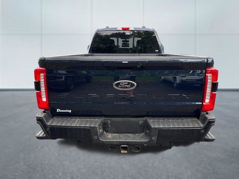 Used 2024 Ford F250 Lariat w/ Black Appearance Package AWD/4WD image 3