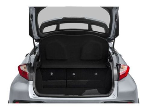 Used 2019 Toyota C-HR Limited image 11