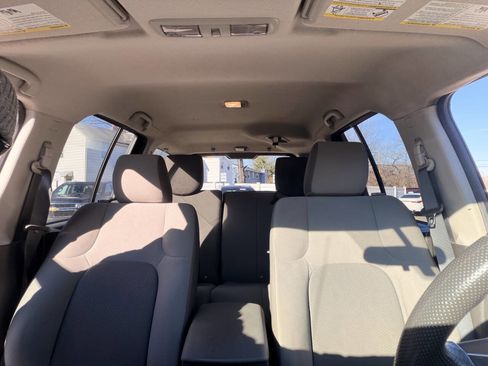 Used 2012 Nissan Xterra S image 46