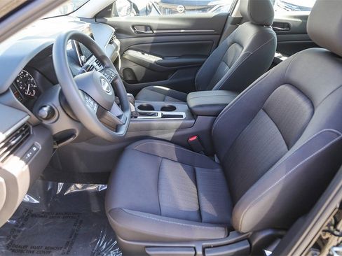 New 2025 Nissan Altima 2.5 S image 33