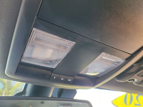 Used 2020 Dodge Challenger R/T Scat Pack RWD image 19