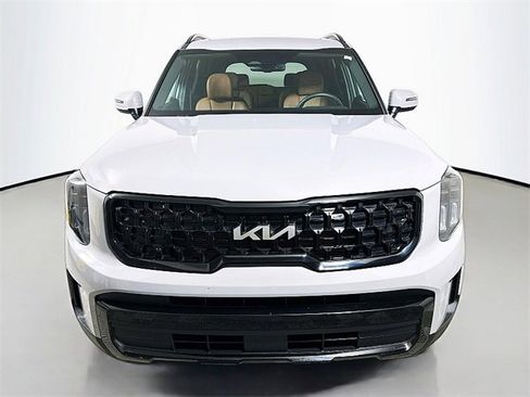 Used 2024 Kia Telluride EX X-Line image 2
