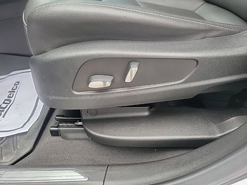 Certified 2020 Cadillac XT5 Luxury image 26