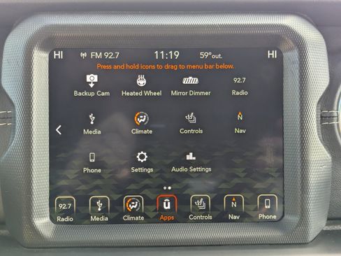Used 2019 Jeep Wrangler Unlimited Sahara w/ Dual Top Group AWD/4WD image 21