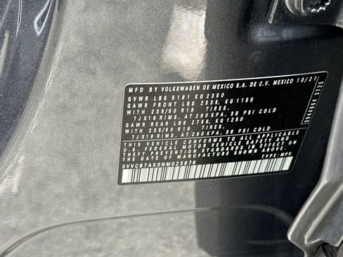 Used 2022 Volkswagen Tiguan SE R-Line FWD image 30