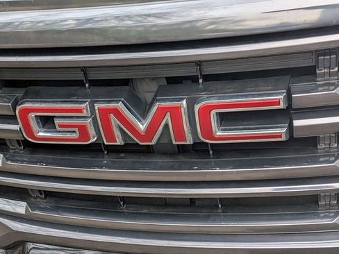Used 2023 GMC Acadia AT4 w/ Trailering Package image 9