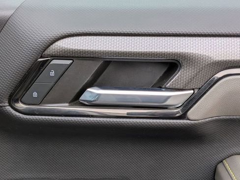 Used 2024 Chevrolet Silverado 1500 ZR2 w/ Technology Package image 37