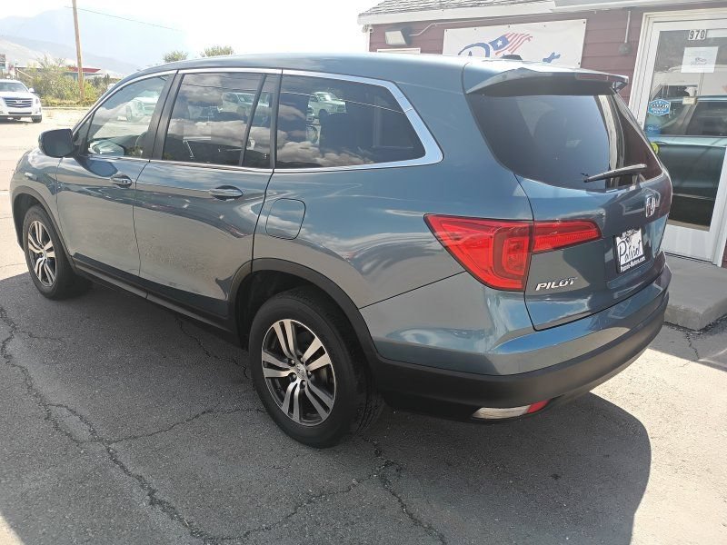 Used 2017 Honda Pilot EX-L image 3