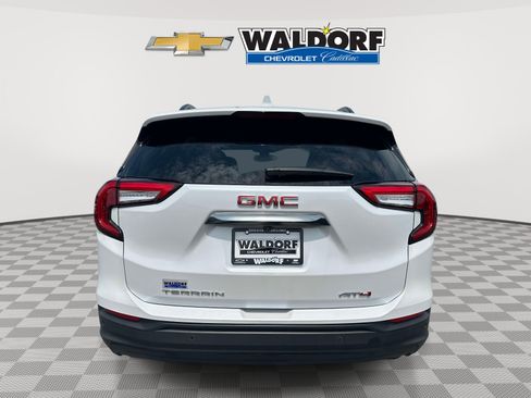 Used 2022 GMC Terrain AT4 w/ Infotainment Package II AWD/4WD image 5