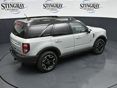 Used 2023 Ford Bronco Sport Outer Banks w/ Tech Package image 15