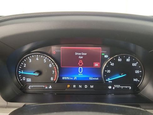 Used 2020 Ford Explorer XLT w/ Equipment Group 202A image 10