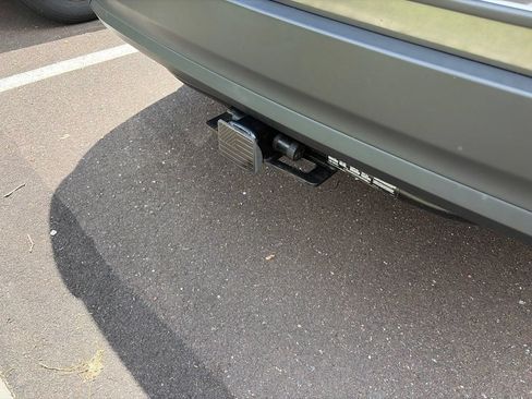 Used 2018 Toyota Highlander XLE AWD/4WD image 10