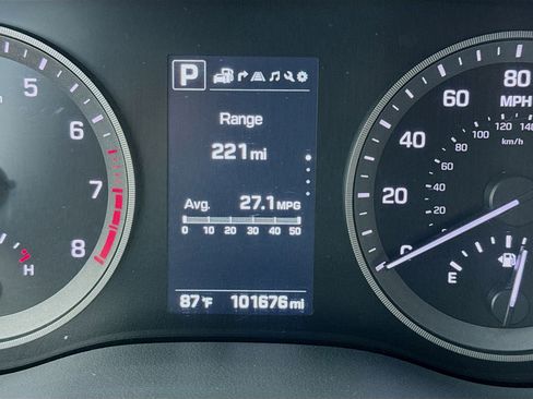 Used 2017 Hyundai Tucson Limited w/ Limited Ultimate Package 03 image 8