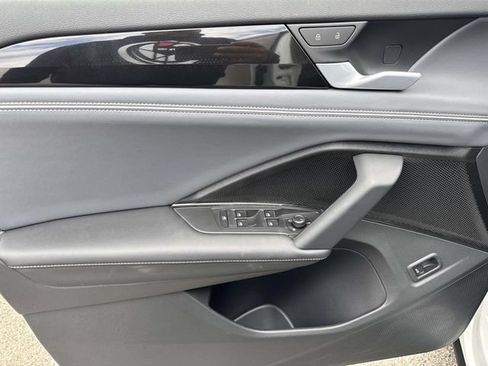 New 2026 Volkswagen Tiguan SEL R-Line AWD/4WD image 12