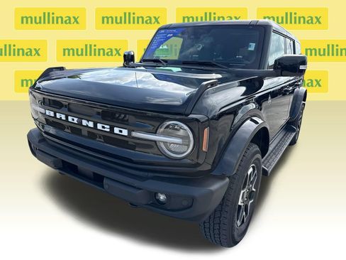 Used 2025 Ford Bronco Outer Banks AWD/4WD image 10