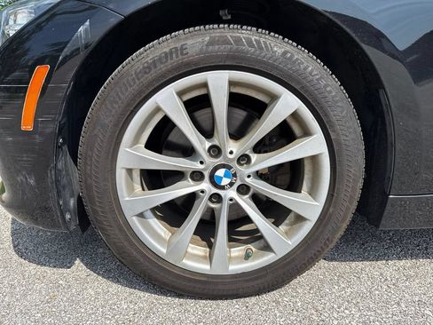 Used 2016 BMW 320i xDrive Sedan AWD/4WD image 11