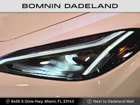 Used 2025 Chevrolet Corvette Z06 image 11