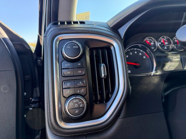 Used 2020 Chevrolet Silverado 1500 RST w/ All-Star Edition AWD/4WD image 17