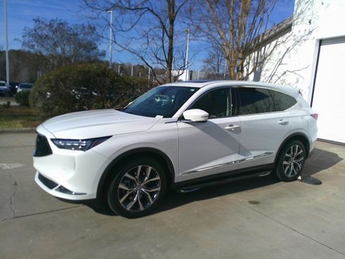 Used 2022 Acura MDX FWD w/ Technology Package image 8