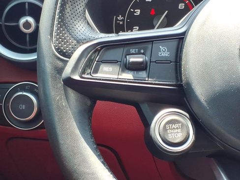 Used 2020 Alfa Romeo Giulia Ti w/ Active Blind Spot Package RWD image 27