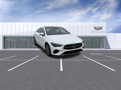 Used 2025 Mercedes-Benz CLA 250 4MATIC image 1