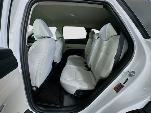 New 2026 Hyundai Tucson SEL image 16