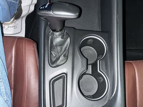 Used 2023 Dodge Durango GT image 18