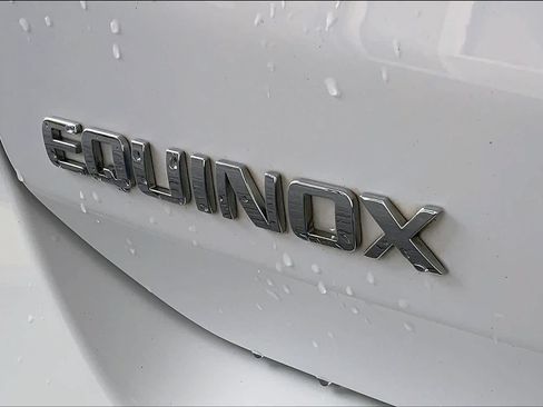 Used 2021 Chevrolet Equinox LT FWD image 33