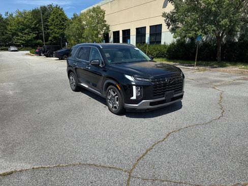 Used 2024 Hyundai Palisade Limited FWD image 6