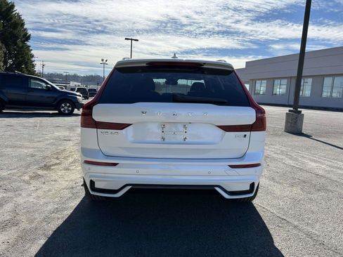 New 2026 Volvo XC60 B5 Core w/ Climate Package image 4