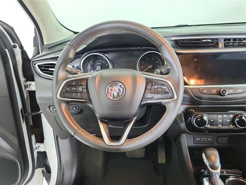 Used 2021 Buick Encore GX Preferred w/ Cold Weather Comfort Package FWD image 12