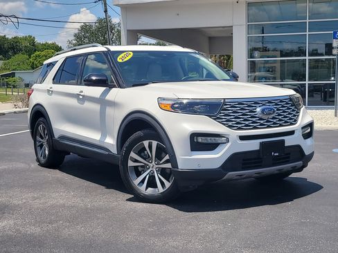 Used 2020 Ford Explorer Platinum w/ Premium Technology Package AWD/4WD image 32