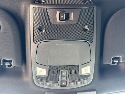 Used 2020 Ford F150 Platinum w/ Equipment Group 701A Luxury AWD/4WD image 11