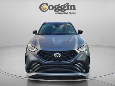 Used 2023 Toyota Highlander XSE image 8