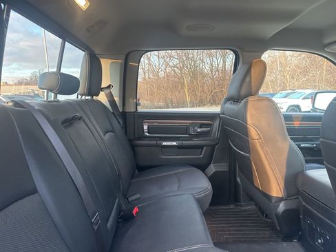 Used 2017 RAM 1500 Laramie image 12