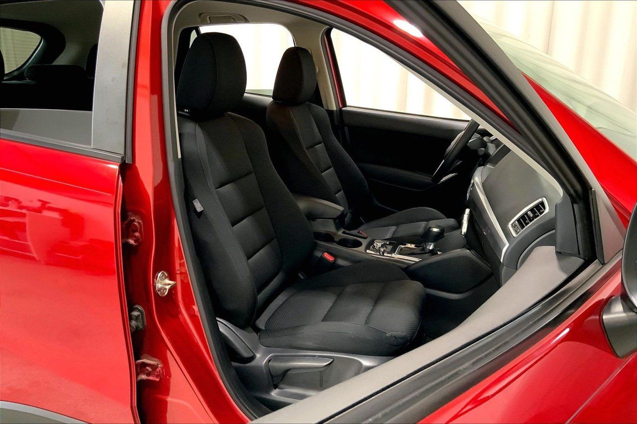 Used 2016 MAZDA CX-5 Touring FWD image 6