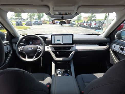 New 2026 Ford Explorer Active AWD/4WD image 14