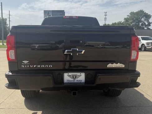 Used 2018 Chevrolet Silverado 1500 High Country AWD/4WD image 10