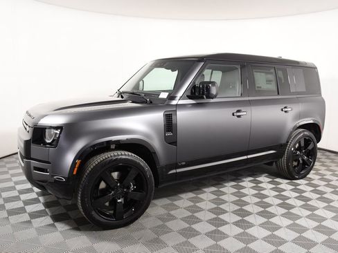 New 2026 Land Rover Defender 110 V8 image 2