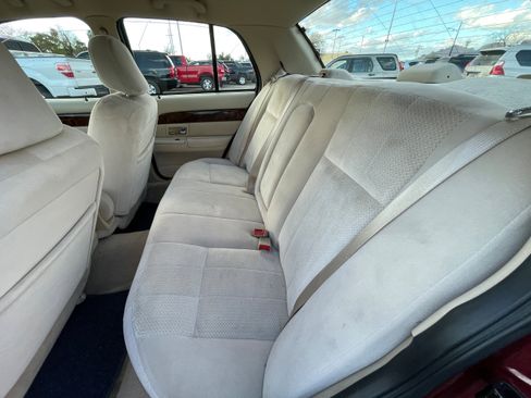 Used 2006 Mercury Grand Marquis GS image 17