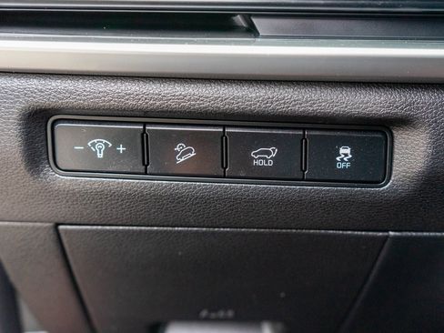 Used 2023 Kia Telluride EX w/ EX Captain's Chair Package image 20